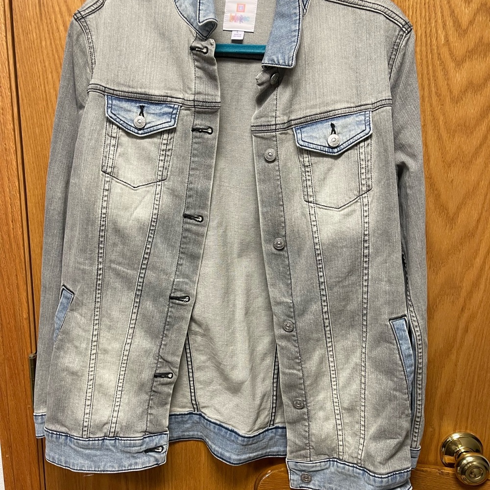 L Lularoe Jaxon coat ☃️❄️